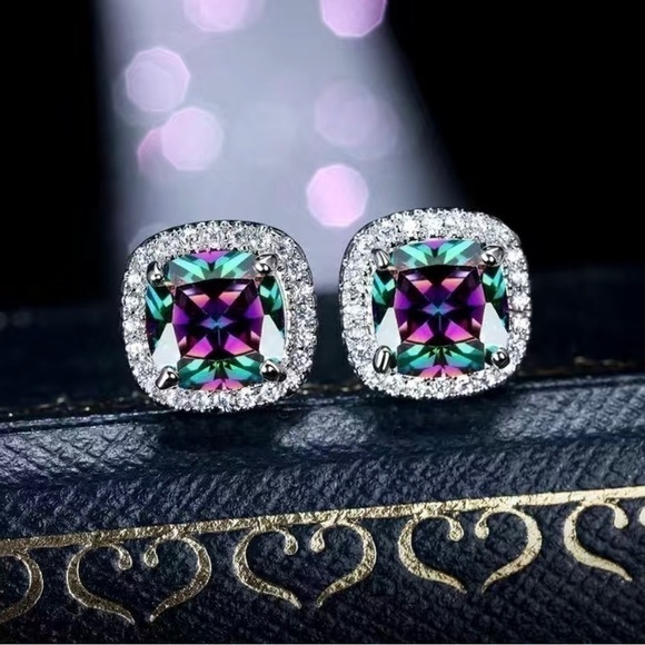 ELEGANT Multicolor and Silver Square Shape Stud Earrings, New In Package - Picture 5 of 5